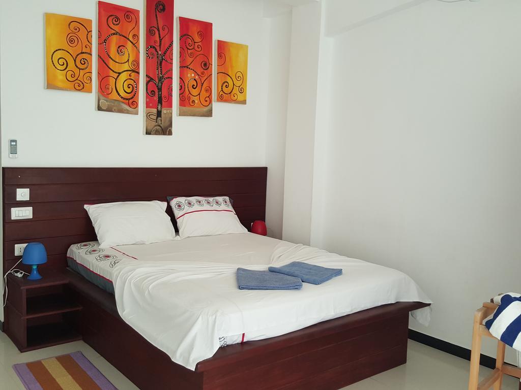 The Den Guest House Hikkaduwa Εξωτερικό φωτογραφία
