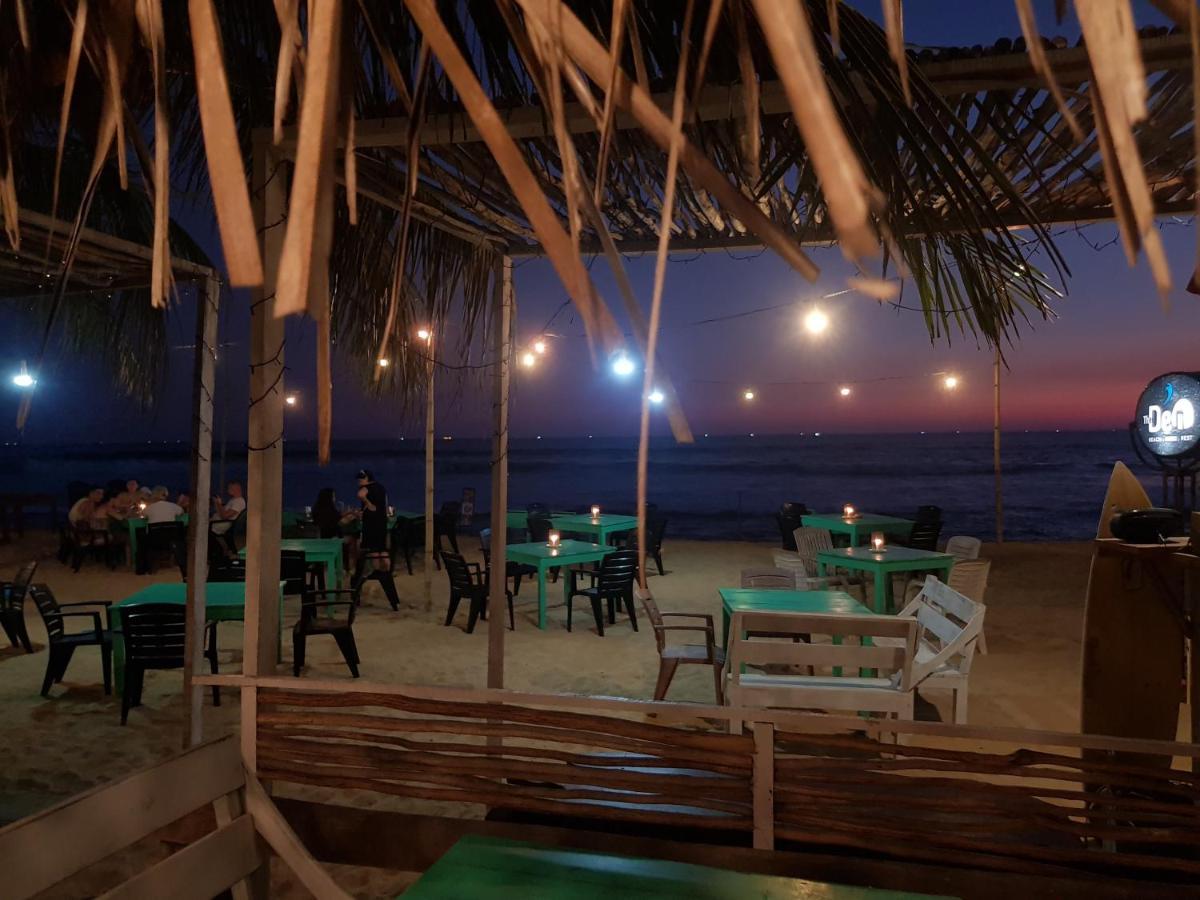 The Den Guest House Hikkaduwa Εξωτερικό φωτογραφία